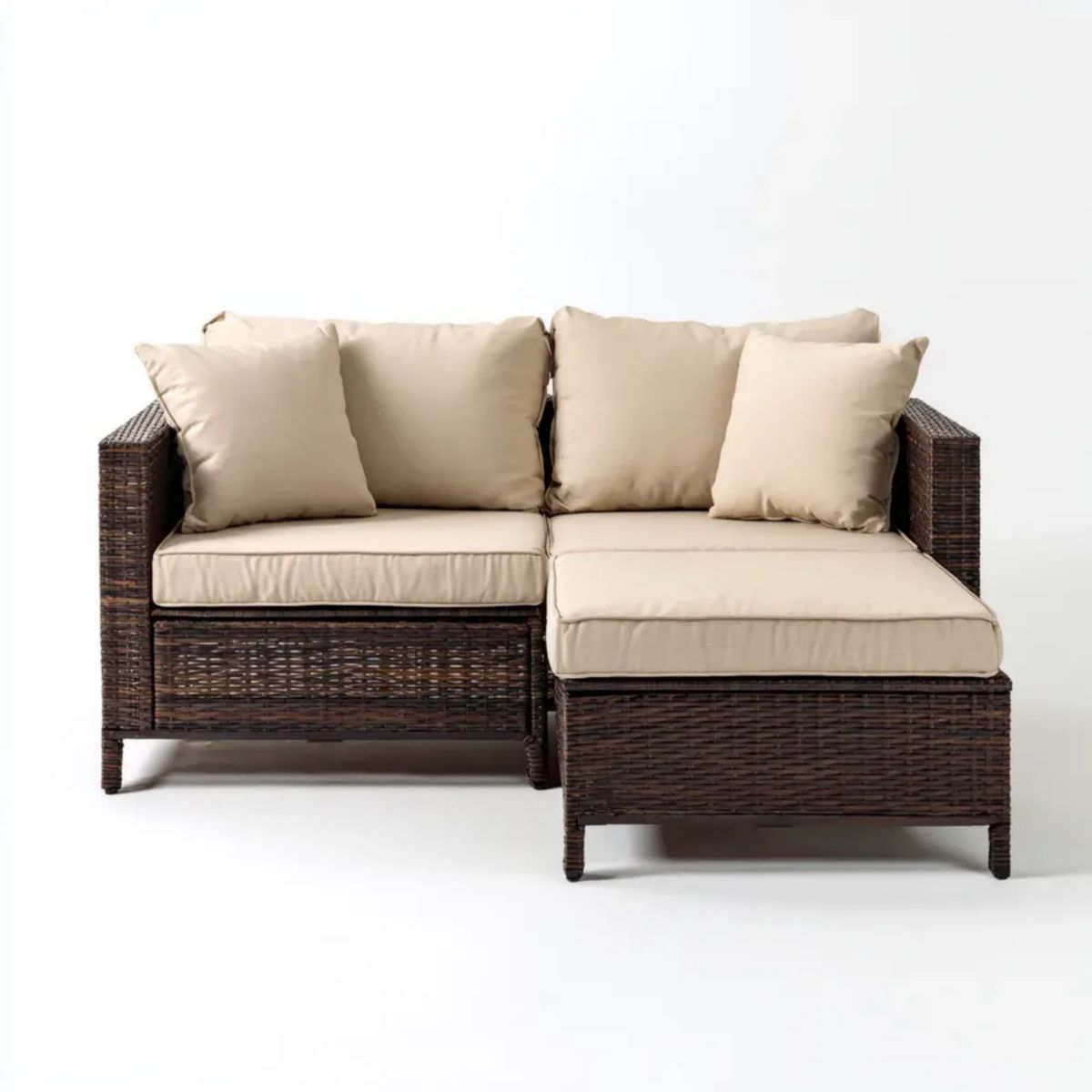 Narożna sofa ogrodowa 2-osobowa z technorattanu brązowa z beżowymi poduszkami, 160 x 130 x 80 cm
